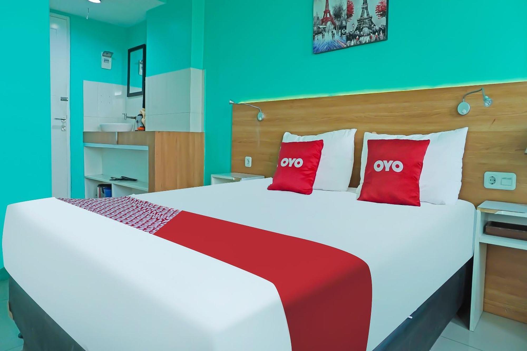 Oyo 90391 Gkitroom كراوانغ المظهر الخارجي الصورة