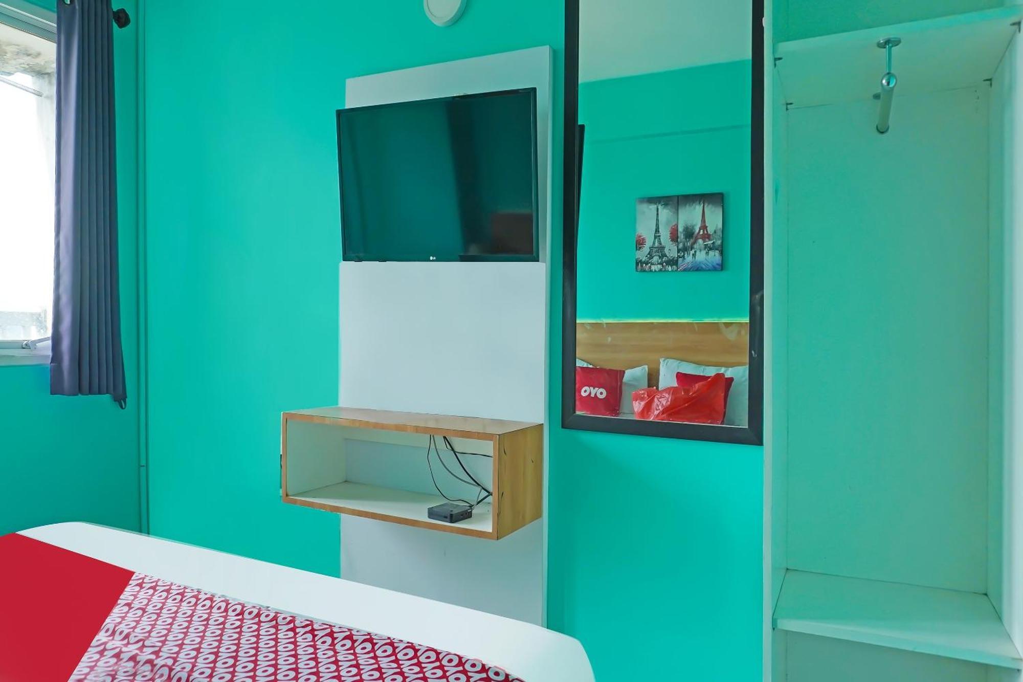 Oyo 90391 Gkitroom كراوانغ المظهر الخارجي الصورة